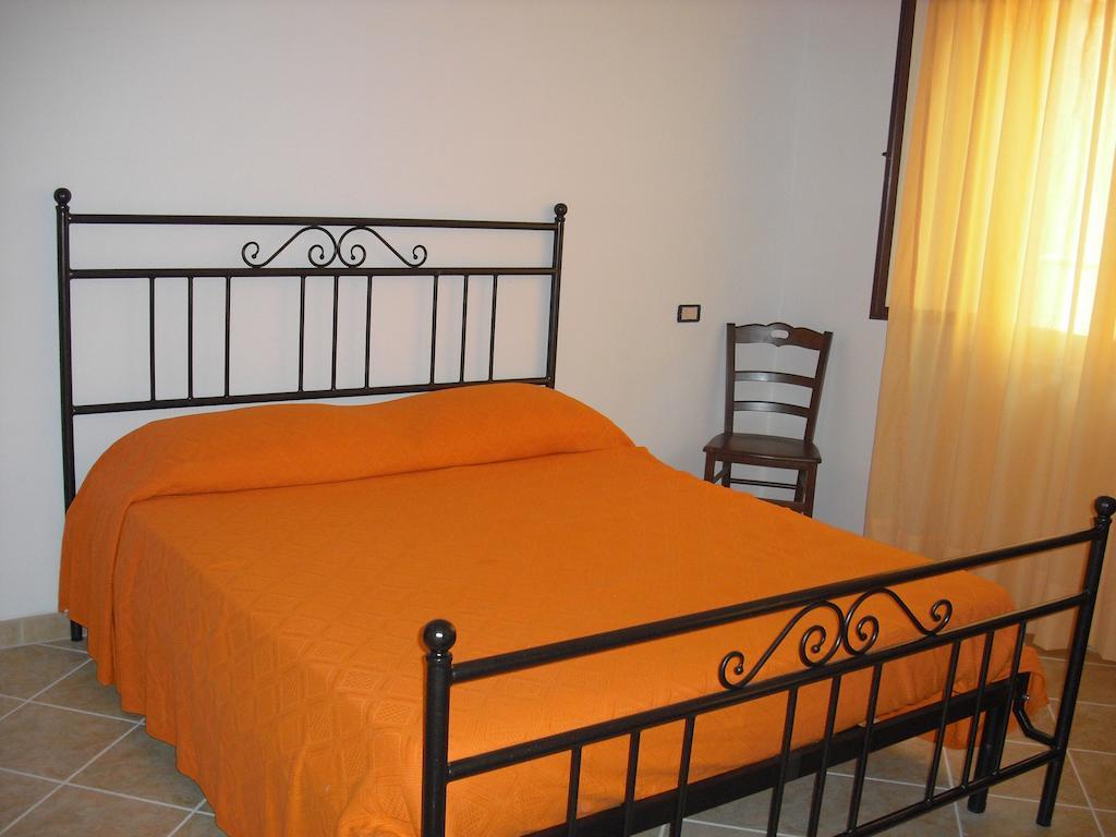 Azienda Vitivinicola Sergio Del Casale Vasto Habitación foto